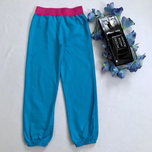 ❌SOLD❌ Hello Kitty NWT Loungewear Jogger for Girls Size 8 - Picture 5 of 8